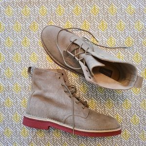NEW - Clark's Desert Boot Mali - taupe - size 9.5